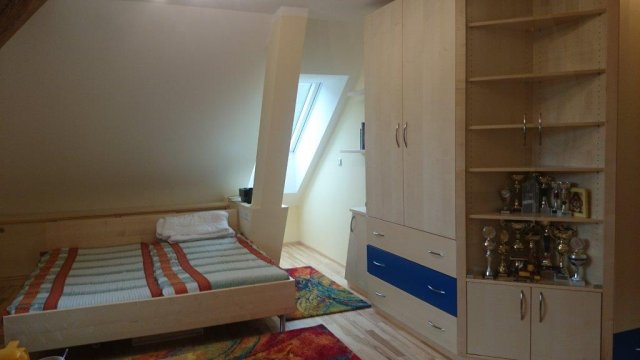 Schrank